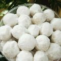 Cooksnap dari Hikma Nulhayat untuk resep Almond cheese snow ball ala dapoer_hn