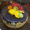 کوک اسنپ Roya بعد از امتحان کردن کیک اسفنجی مخصوص تولد.