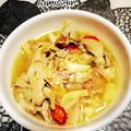 Cooksnap Hani Shaimi semasa beliau membuat Sup Sawi, Tauhu Telur dan Cendawan.