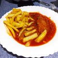 El cooksnap de sckandey cuando hizo Chuletas de aguja de cerdo con salsa de tomate en olla express.