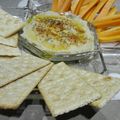 El cooksnap de Duphi cuando hizo Hummus de aguacates fácil y rápido.
