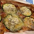 El cooksnap de Monica Sanchez Campins cuando hizo Pizza con base de masa filo, salmón y queso gorgonzola.