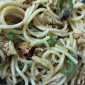 صورة من رزان الحيدري، شاركها بعد تجربة وصفة نودلز بالدجاج 🍝👌👍