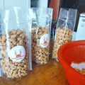 Cooksnap dari Renita Agustiningsih untuk resep Biji Ketapang renyah, gurih, dan manisnya pas 😋