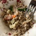 Cooksnap Hawn semasa beliau membuat Bihun Goreng Singapore.