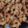 Cooksnap dari Yulietika Ikrar Pratiwi untuk resep Biji Ketapang Gurih Renyah Ekonomis