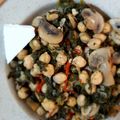 Cooksnap από Sissy Sissoni στη συνταγή Ρεβίθια με σπανάκι και μανιτάρια