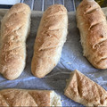 El cooksnap de yudis “isacastro” castro cuando hizo Baguettes 🥖.