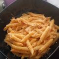 Elisabeth 's cooksnap of when they made Buffalo Chicken Mac n' Cheese.