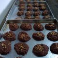 Cooksnap dari Vivin Sugiana~LOVIS CAKE untuk resep Coklat Mede Cookies