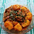 Sangita Vyas's cooksnap of when they made લસણ વાળું રીંગણાં બટાકા નું શાક (Lasan Valu Ringan Bataka Shak Recipe In Gujarati).