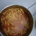 Sunita Goyal का कुकस्नैप जब उन्होंने सेव प्याज़ टमाटर की सूखी सब्जी (sev pyaz tamatar ki sukhi sabzi recipe in Hindi) बनाया था।