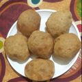 Nishu singla का कुकस्नैप जब उन्होंने स्वादिष्ट उड़द दाल की कचौड़ी (कढ़ाही स्पेशल) बनाया था।