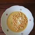 Bonda Cooksnap-ja, amikor elkészítette a(z) Egyszerű magyaros hagymaleves receptet.