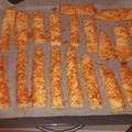 Lajos Tuza Cooksnap-ja, amikor elkészítette a(z) Sajtos rúd, tojás nélkül receptet.