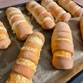 Sásdi Melinda - Habverő és fakanál Cooksnap-ja, amikor elkészítette a(z) Hernyó kifli Limarától receptet.