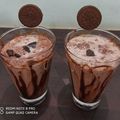 Mamta Dwivedi का कुकस्नैप जब उन्होंने ओरियो बिस्कुट मिल्कशेक (oreo biscuit milkshake reicpe in Hindi) बनाया था।