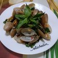 潘俊霖的(簡單料理) 的 九層塔炒海瓜子 cooksnap