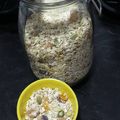 jan's cooksnap of when they made DIY Oaty Fruity Cereal.