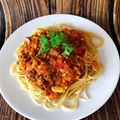 Emily Luu's cooksnap of when they made Mì Ý (Spaghetti) Sốt Bò Bằm Bolognese.