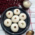 Chanda shrawan Keshri का कुकस्नैप जब उन्होंने सफ़ेद रसगुल्ले (Safed Rasgulle recipe in hindi) बनाया था।