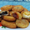Cooksnap dari Ina Sulistiya untuk resep Jemblem Singkong Parut isi Gula Merah dan Coklat
