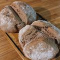 El cooksnap de Milena Nicole cuando hizo Pan integral económico 🍞 larga fermentación (24 horas) 🍞 3 ingredientes + agua.
