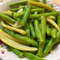 雪雪無米穀 的 蒜香四季豆玉米筍 cooksnap