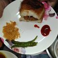 Kirti Mathur का कुकस्नैप जब उन्होंने बड़ा पाव (vada pav recipe in Hindi) बनाया था।