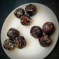 Urvi Buddhadev's cooksnap of when they made ખજુર ડ્રાયફ્રુટ લાડુ (Dates Dryfruit Ladoo Recipe In Gujarati).