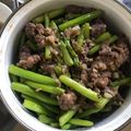 Cooksnap của Sweetie Hahna khi họ làm theo món Thịt bò xào măng tây bơ tỏi