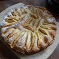 Cooksnap Iza Juszczak z czasów, kiedy przygotował Pyszne ciasto z kostki twarogu i jabłka.