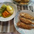 Cooksnap από Λεμονιά Πούλου στη συνταγή Νερόβραστα λαχανικά εποχής με τηγανιτά ψάρια