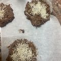 صورة من MonMon Basha، شاركها بعد تجربة وصفة بسكوت جوز الهند والشوفان تحفة وجوز الهند جميل ومقرمش 😋