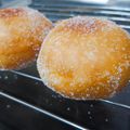 中二中的宅宅 的 圓滾滾「卡士達甜甜圈」有餡兒、會爆漿 ♪ cooksnap