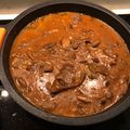 El cooksnap de Charles cuando hizo Fricandó de ternera con moixernons y almendras.