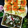Sudha Agrawal का कुकस्नैप जब उन्होंने हरियाली पाव भाजी (Hariyali pav bhaji recipe in hindi) बनाया था।