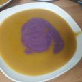 El cooksnap de Ñamñam cuando hizo Crema de calabaza y col lombarda enriquecida con Agua de Mar.