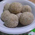 Cooksnap dari Eva Meliza untuk resep Onde onde kopong isi kacang hijau coklat