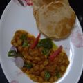 Shivani Mathur's cooksnap of when they made Mixed Flour Chole Bhature.