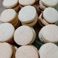 El cooksnap de silvia dujan cuando hizo Alfajores de maizena con dulce de leche.