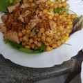 El cooksnap de Man In Black cuando hizo Ensalada 🥗de pollo templada con garbanzos 🌶picantes.