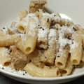 El cooksnap de Daniel González cuando hizo Rigatoni con butifarra en salsa de ajos escalivados y tahini.