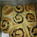Cooksnap dari rocha novalina untuk resep Cinnamon Rolls inspired | Cokelat Keju Rolls |