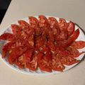 El cooksnap de Eduardo Agudo Alba cuando hizo Tomate corazón de toro con ajo molido y sal de escamas.