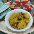 ÝTumpa Bose's cooksnap of when they made পেঁপের ডালনা (peper dalna recipe in Bengali).