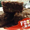 茶樂芬呷吧咻迎 的 無糖、免泡打粉、微波爐版布朗尼 cooksnap