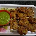 chutki sood's cooksnap of when they made Aloo ki pakode.