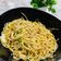 Kim dhillon का कुकस्नैप जब उन्होंने चाउमिन (chowmein recipe in Hindi) बनाया था।