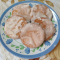 Sheetu Khandwala's cooksnap of when they made મઠરી.. શ્રીનાથજી ના થોર (Mathari Recipe In Gujarati).